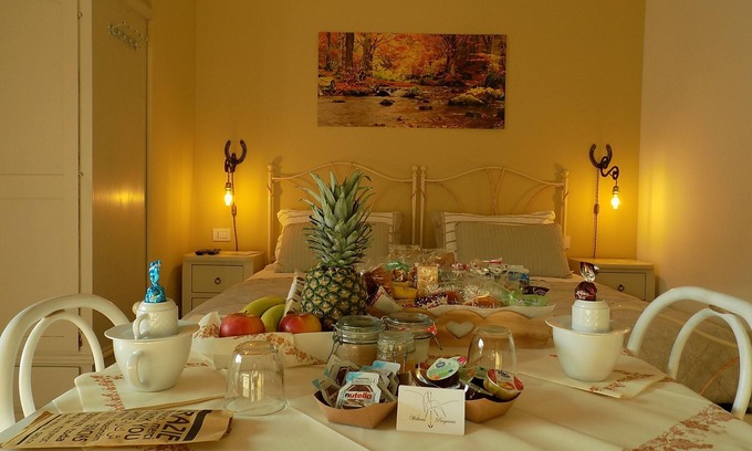 Pianoro Apartment | monolocale beige