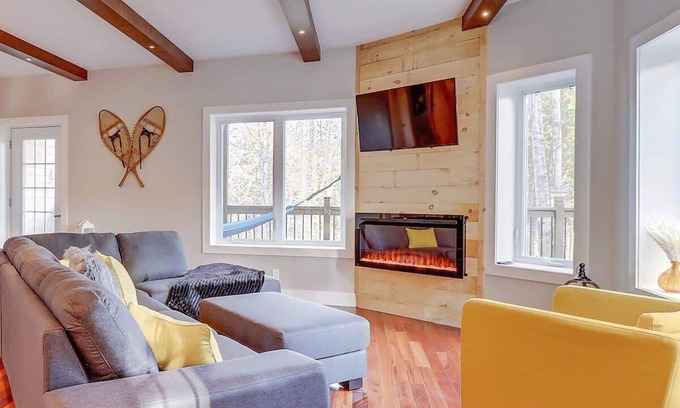 Orford Ski Chalet | Mont-Orford - Spa - Buck