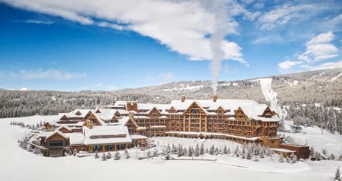 Spanish Peaks Hotel | Montage Big Sky