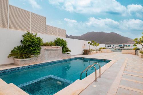 Sharm Villa | Montagne 11 Luxury Villa 3 BR - Al Dana Island Fujairah