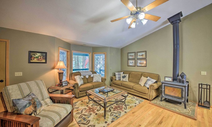 Rexford House | Montana Home on 5 Acres: Near Lake Koocanusa!