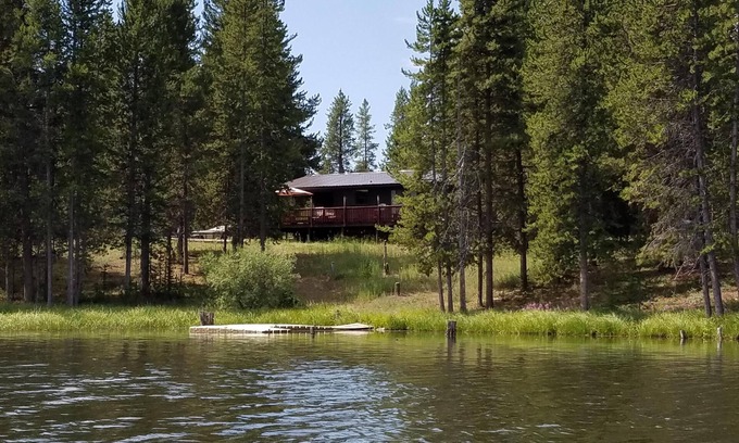 West Yellowstone House | Montana Mountains Memories Moments!