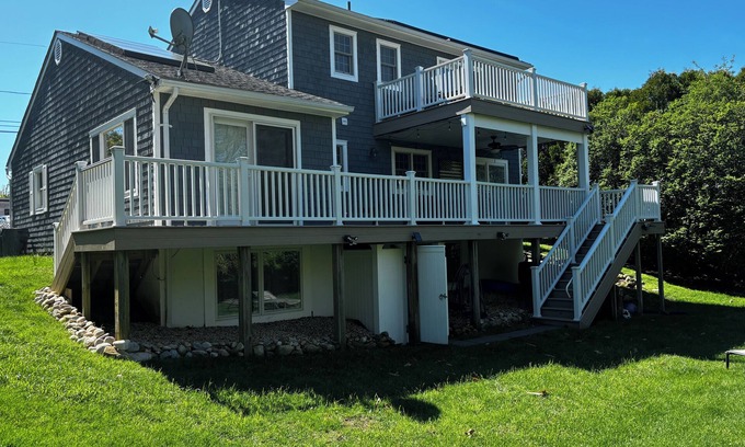 Culloden Shores House | Montauk Beach House Walking Dist to Private Beach and Montauk Harbor