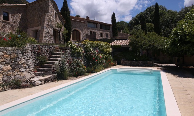 Barret-de-Lioure House | Montbrun - Large estate (house + gite) with swimming pool and view of Mt ventoux