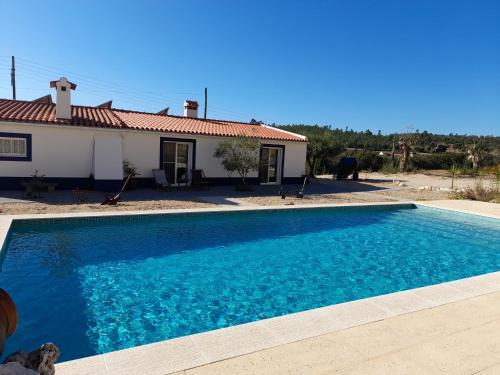 Comenda House | Monte das Rolas - A Serenidade mora Aqui!