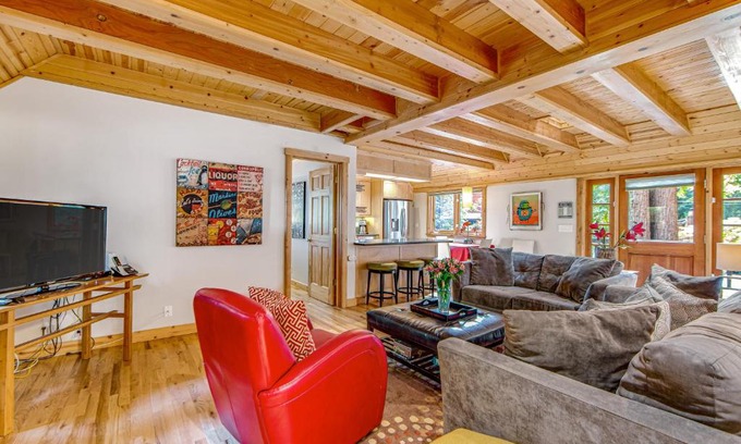 Northwood House | Monte Rio Dream