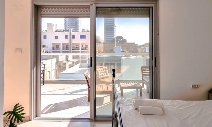 Tel Aviv Apartment | Montefiori Celeste in Tel Aviv-Yafo