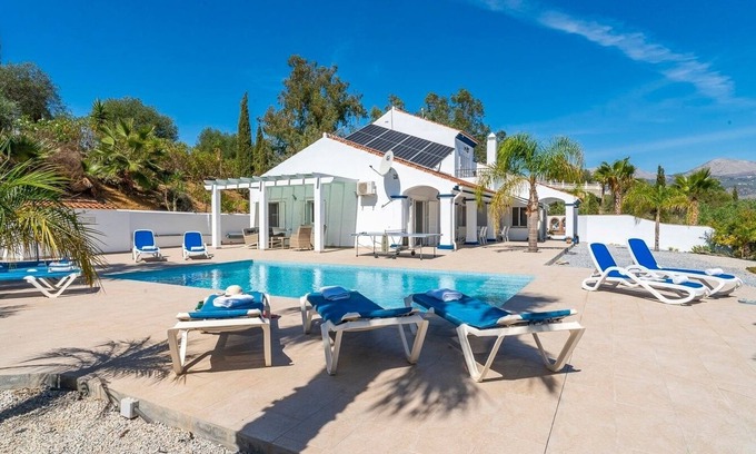 Vinuela Villa | Monterosa Viñuela by Ruralidays