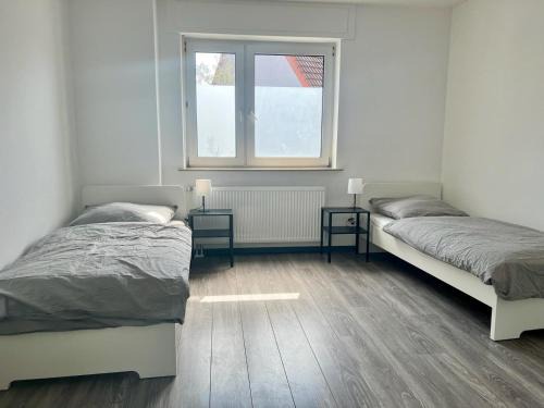 Oberhausen-Rheinhausen House | Monteur- und Arbeiterunterkunft Adlerstraße