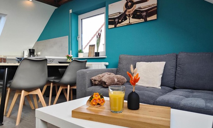 Holzkirch Apartment | Monteurwohnung Pilot Lounge
