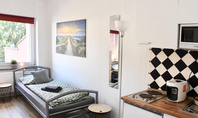 Voelklingen Apartment | Monteurzimmer, Monteurwohnung, Apartment zentral in Völklingen, WLAN, Netflix
