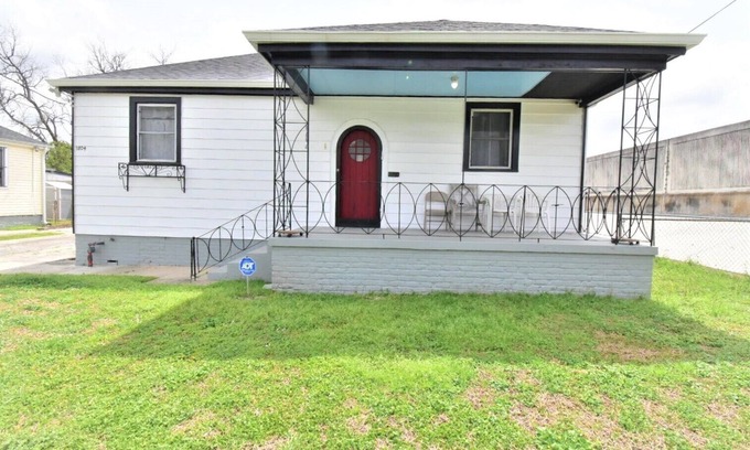 Saint Roch House | Month to Month Charming 2-bedroom home in the center of New Orleans