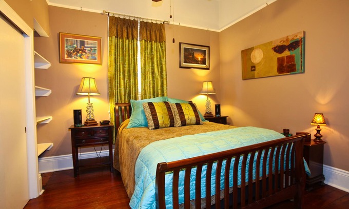 New Orleans House | Monthly Fully Furnished Rental in Safe Mid-City Location to Enjoy City Park