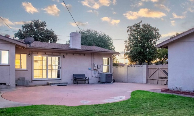 Southwest Anaheim Apartment | Monthly Furnished 3BR/2BA Near Disneyland