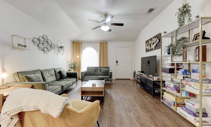 Killeen House | Monthly Stay - No Cleaning Fee 3BR 2BA