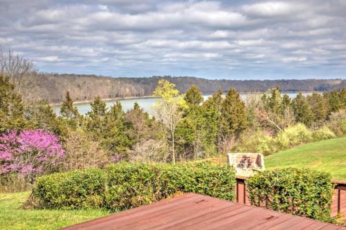 Mill Springs House | Monticello Home with Multi-Level Deck on 2 Acres!