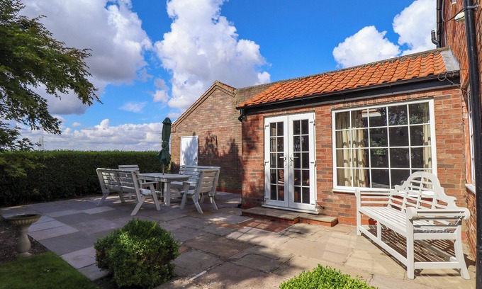 Burringham Cottage | Moon Field Lodge
