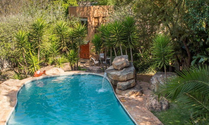 Greater Johannesburg Metropolitan Area Cottage | Moonflower Cottages