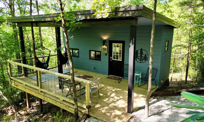Stanton Cabin | Moonlight Lullaby | Hot Tub | Brand new 2024 |