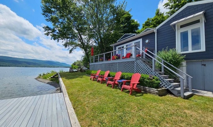 Cameron Cottage | Moonshine Cottage on the Lake. Relax, swim, fish or just enjoy the view.