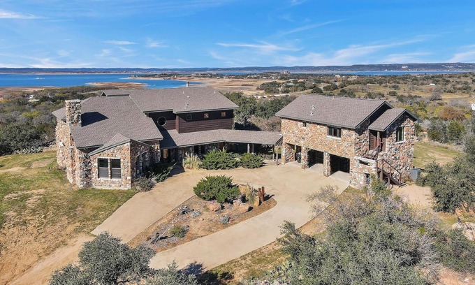 Burnet House | Moonstone Mountain