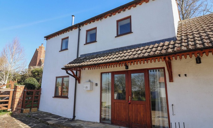 Nun Monkton Cottage | MOOR END, family friendly, character holiday cottage in Moor Monkton