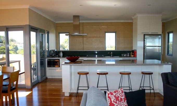 Guilderton House | Moore River Escape Guilderton - 360° Views - Free reliable WiFi