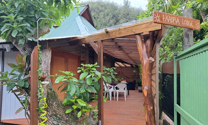 Hauru House | MOOREA - Faaora Lodge