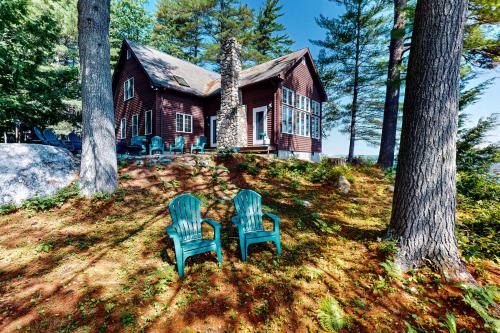 South Casco House | Moose & Red Fox Retreat