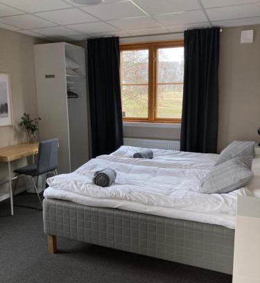 Ellos Bed & Breakfast | Morlanda B&B