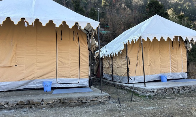 Auli RV Rental | Morning Glory camping and trekking