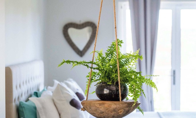 Orange Apartment | Mortimer's Wines Loft - Adults Only Retreat