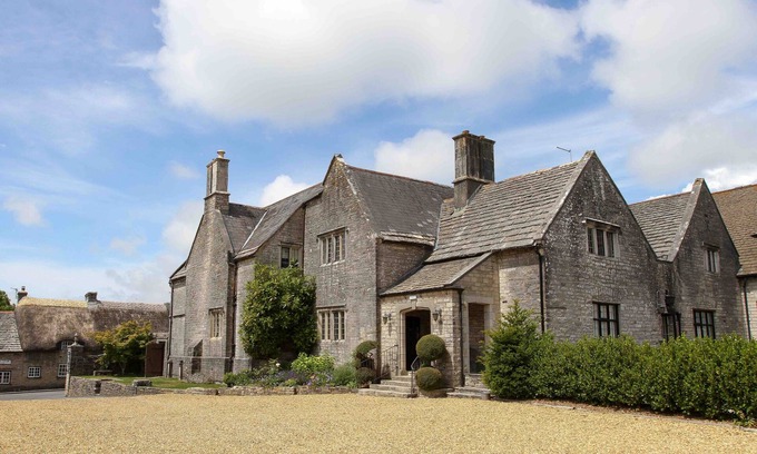 Corfe Castle Village Hotel | Mortons Manor