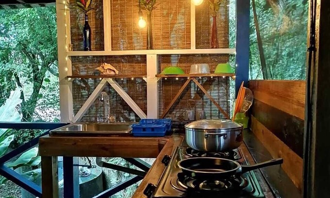 Bocas del Toro Hotel | Mosana reef garden B&B