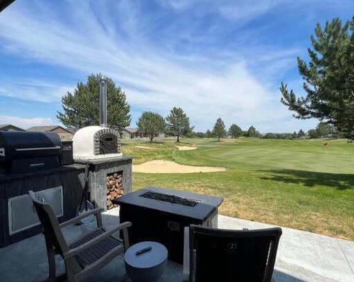 Stratford House | Moses Lake Golf Retreat @ Resorts At Moses Pointe