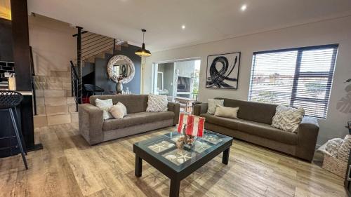 Mossel Bay House | Mossel Bay Island View Holiday Home