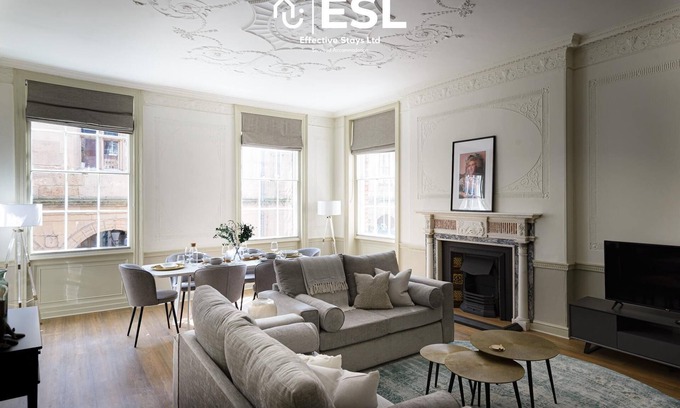Shrewsbury Apartment | Most Central Location, Listed Building, One of a Kind, Free Parking