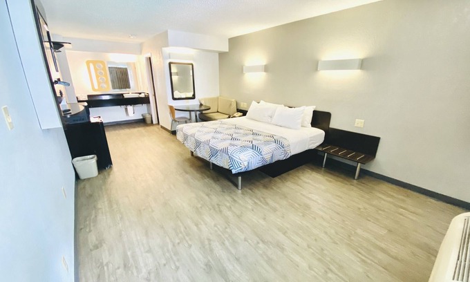 Boerne Hotel | Motel 6 Boerne, TX
