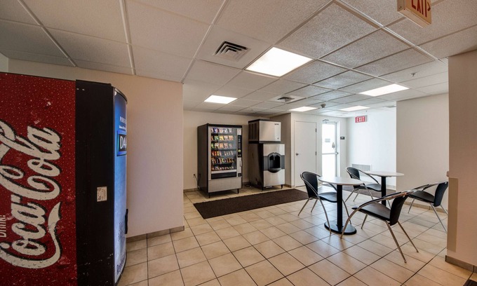 Brownsville Hotel | Motel 6 Brownsville, TX