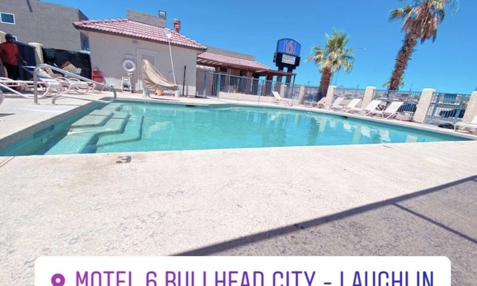Bullhead City Hotel | Motel 6 Bullhead City, AZ