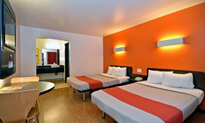 Fairfield Hotel | Motel 6 Fairfield, CA - Napa Valley