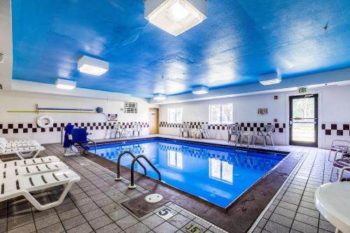 Southport Hotel | Motel 6-Indianapolis, IN - Southport