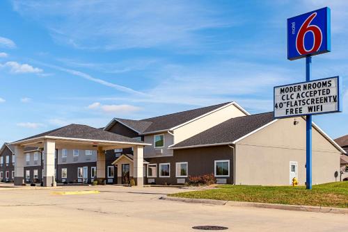 Lebanon Hotel | Motel 6-Lebanon, IN