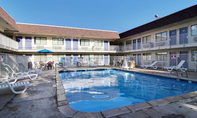 Lubbock Hotel | Motel 6-Lubbock, TX