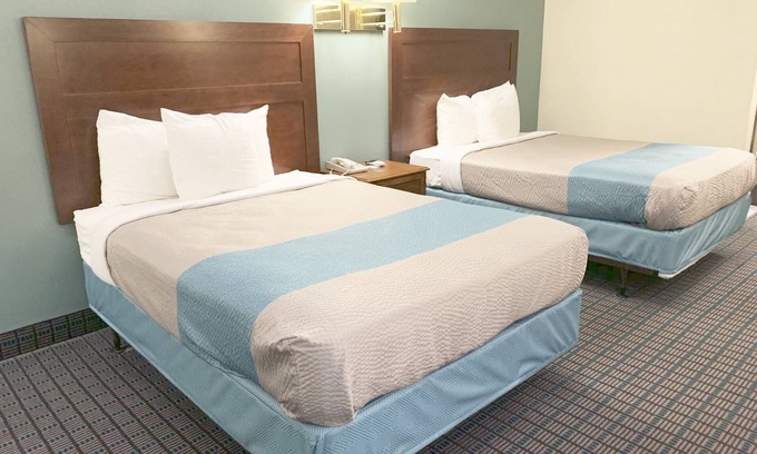 Blodgett Mills Hotel | Motel 6 McGraw, NY - Cortland