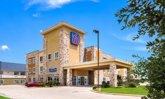 Mineral Wells Hotel | Motel 6 Mineral Wells, TX