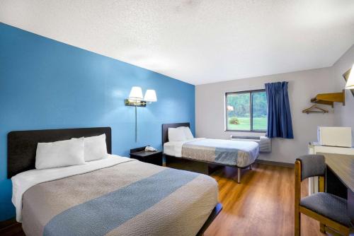 Williamsport Hotel | Motel 6-Montoursville, PA - Williamsport
