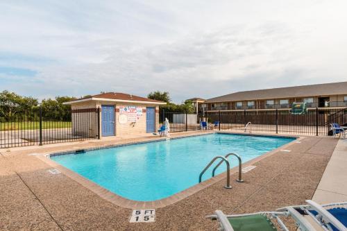 San Antonio Hotel | Motel 6-San Antonio, TX - South WW White Rd