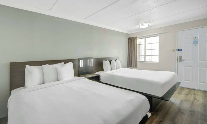 North San Antonio - SAT Hotel | Motel 6 San Antonio, TX – I-35 North Corridor