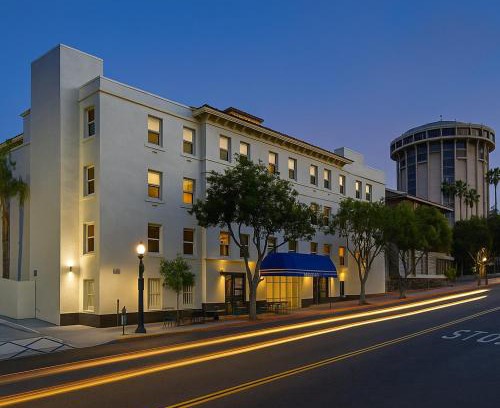 Cortez Hill Hotel | Motel 6-San Diego, CA - Downtown